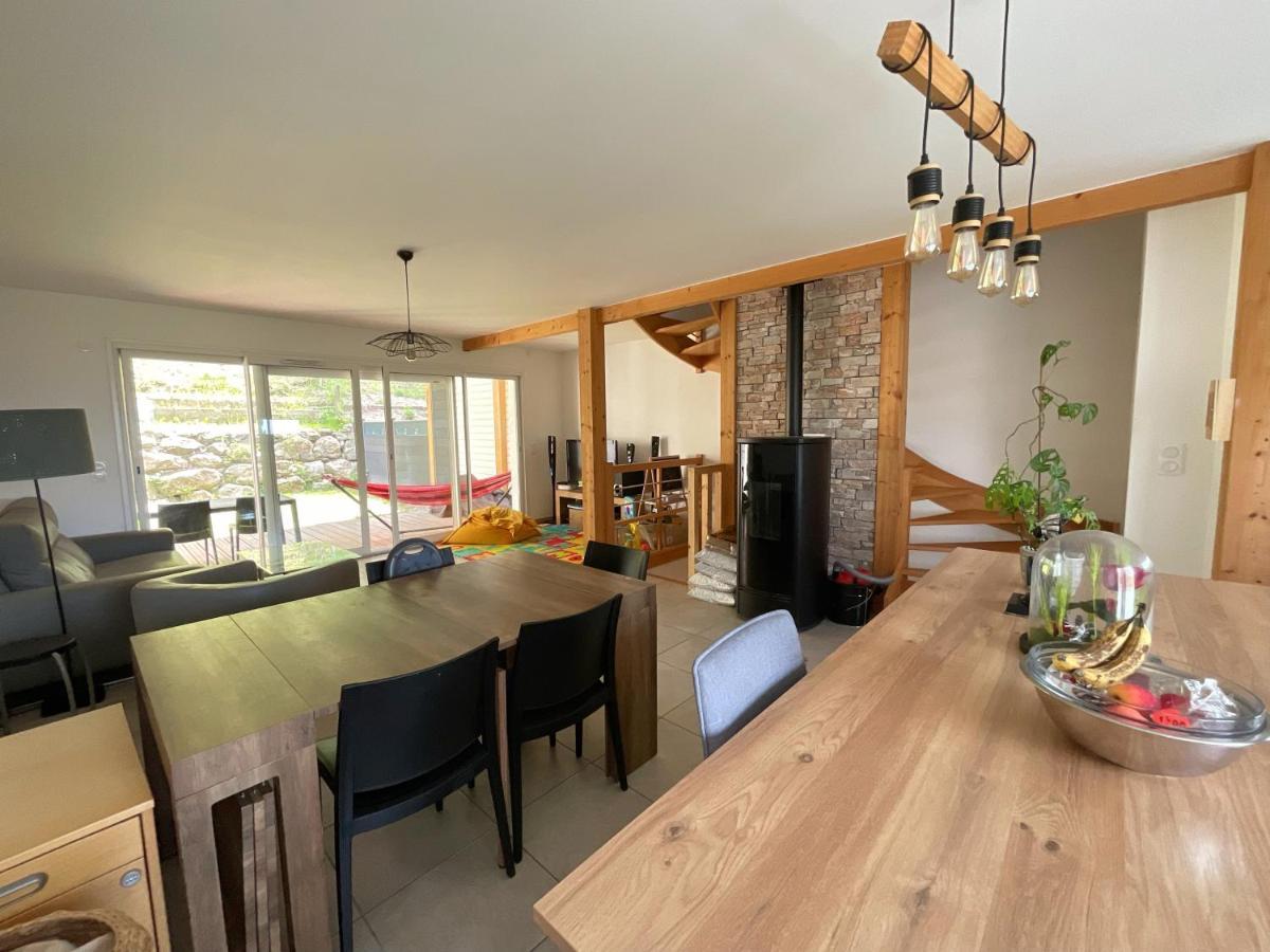 Apartmán Maison Familiale Vue Lac Avec Jardin - A 10Mn Du Lac Et Stations De Ski Publier Exteriér fotografie